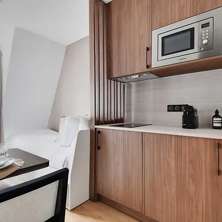 Lovely And Modern Studio - 2p - Passy Apartment *